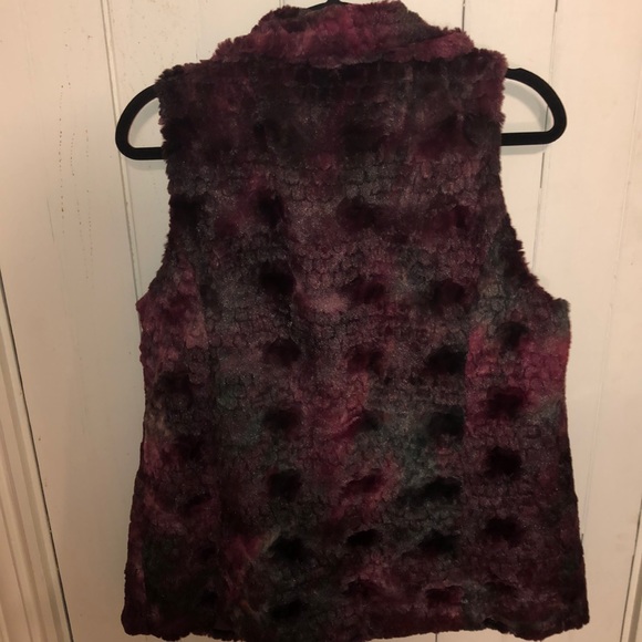 Erin London women’s faux fur Multicolored vest - Picture 3 of 8